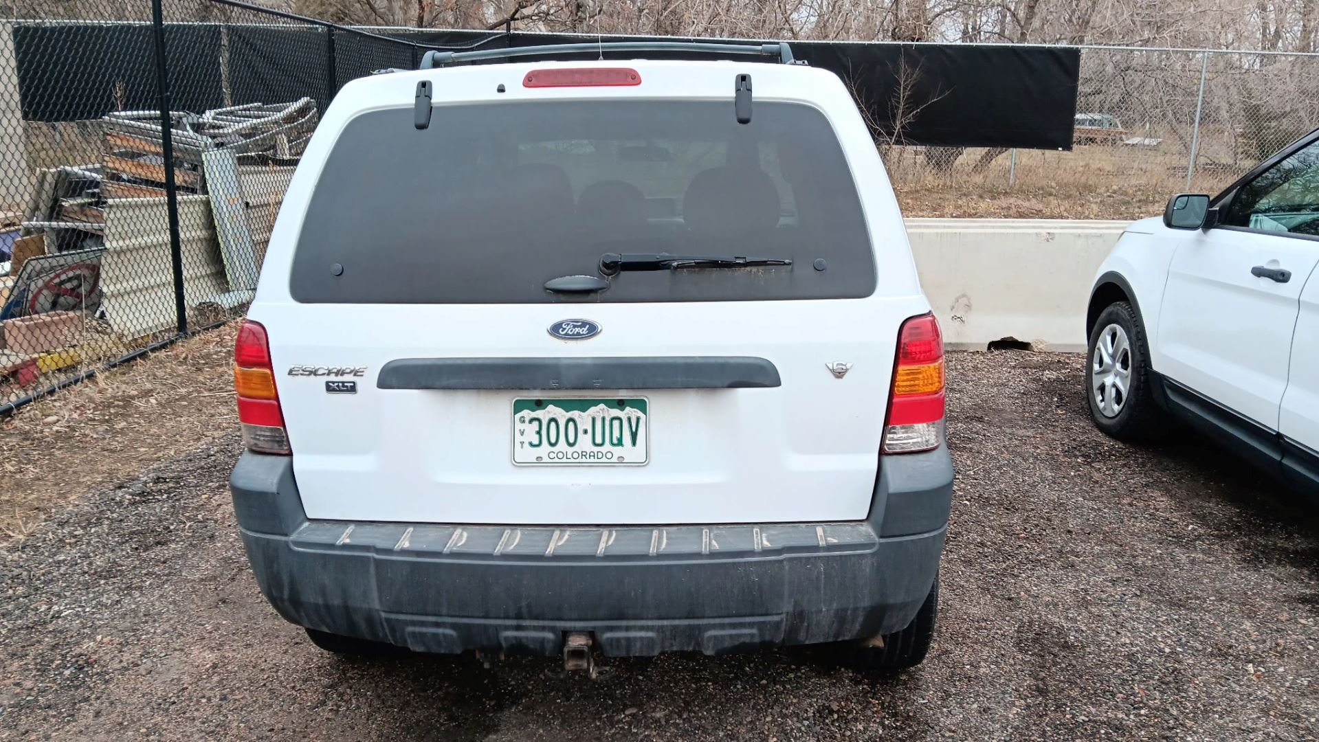 05 escape rear